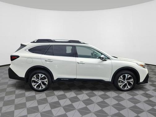 Crystal White Pearl 2020 Subaru Outback Touring XT