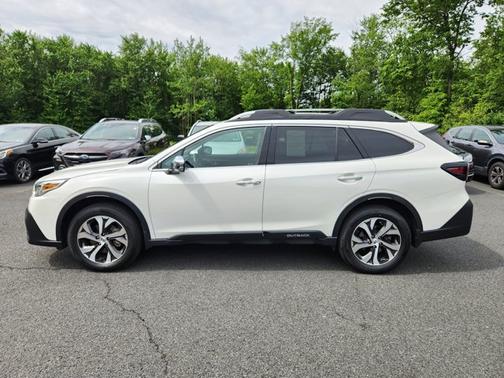 Crystal White Pearl 2020 Subaru Outback Touring XT