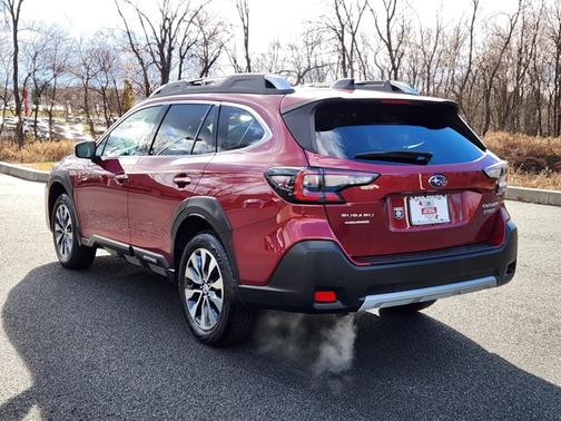2023 Subaru Outback Touring