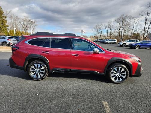 2023 Subaru Outback Touring