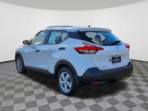 2018 Nissan Kicks S