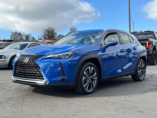 2024 Lexus UX 250h Base