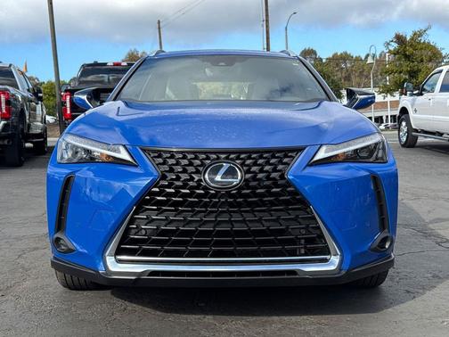 2024 Lexus UX 250h Base
