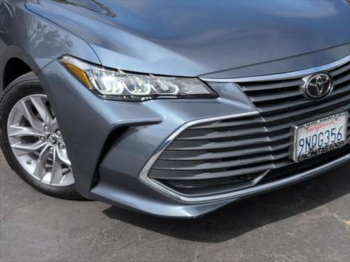2019 Toyota Avalon XLE