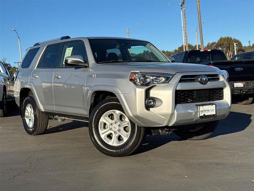 2024 Toyota 4Runner SR5