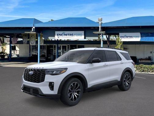 Space White Metallic 2026 Ford Explorer ST-Line