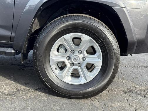 2023 Toyota 4Runner SR5 Premium