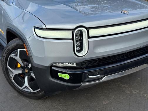 2023 Rivian R1T Adventure Quad Motor Large Pack