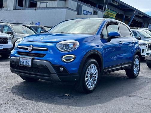 Italia Blue 2019 FIAT 500X Trekking