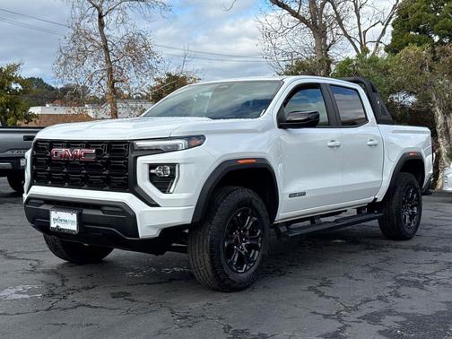 2025 GMC Canyon Elevation