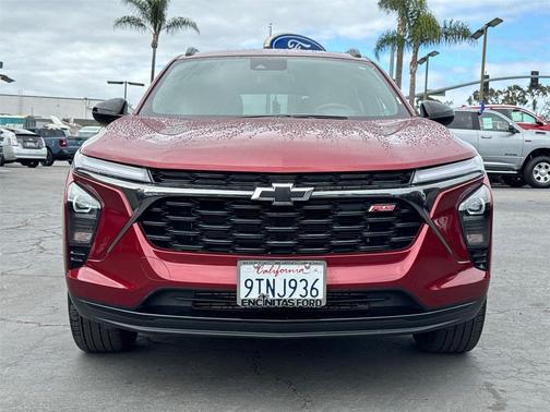 Crimson Metallic 2025 Chevrolet Trax FWD 2RS