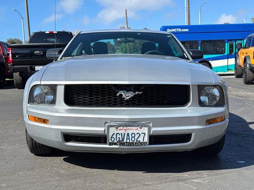 2009 Ford Mustang Premium