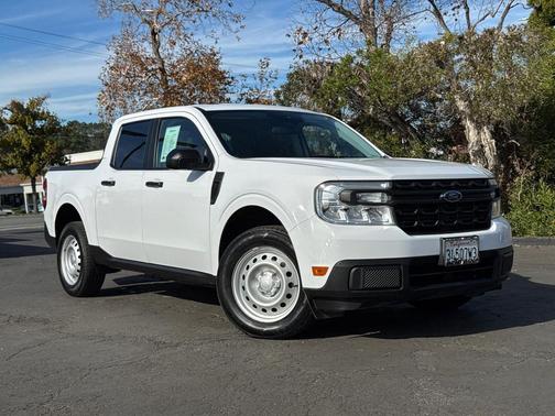 2023 Ford Maverick XL