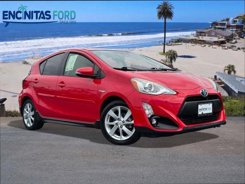 2017 Toyota Prius c Four