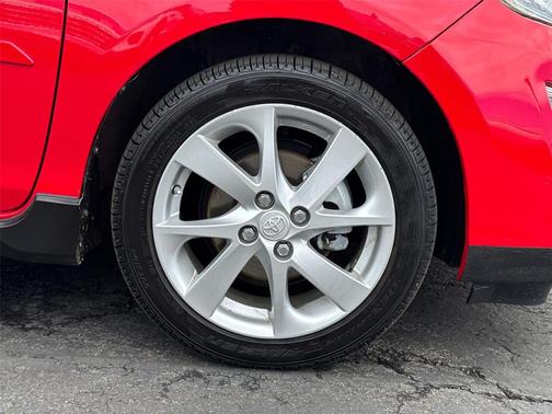 2017 Toyota Prius c Four