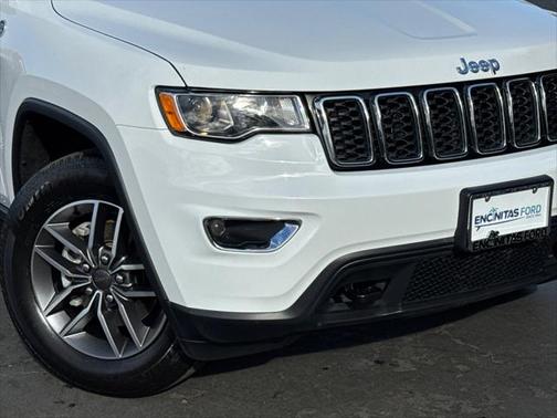 2020 Jeep Grand Cherokee Laredo