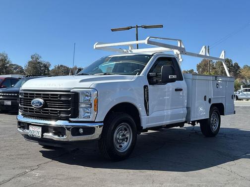 2023 Ford F-250 XL