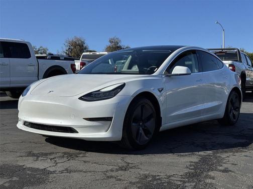 2020 Tesla Model 3 Standard Range Plus
