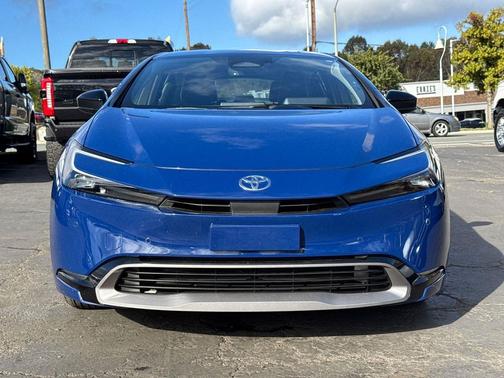 2023 Toyota Prius XLE