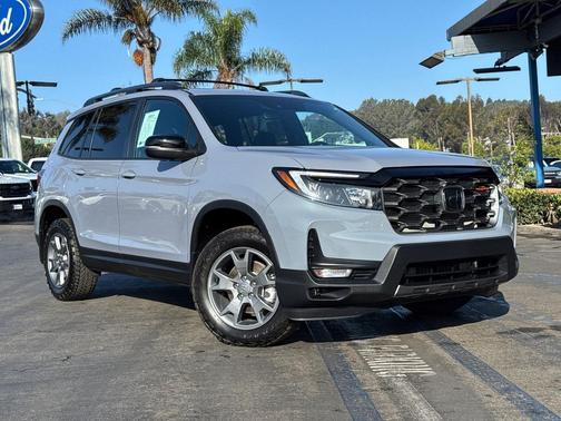 2025 Honda Passport AWD TrailSport