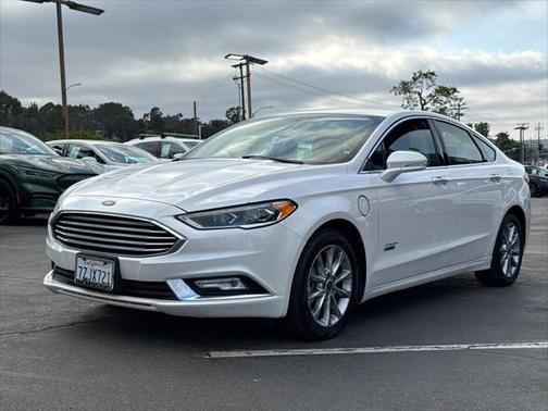 2017 Ford Fusion Energi SE Luxury