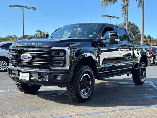 2025 Ford F-250 Platinum