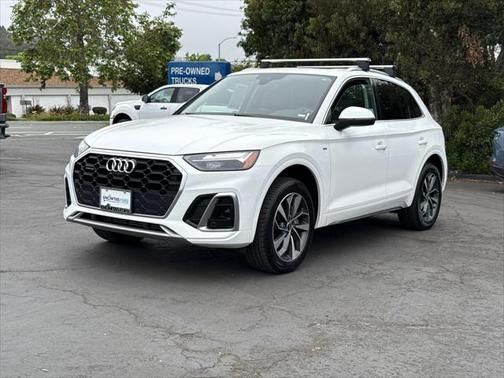 2023 Audi Q5 45 S line Premium Plus