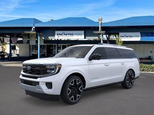 Star White Metallic Tri-Coat 2026 Ford Expedition Max Platinum