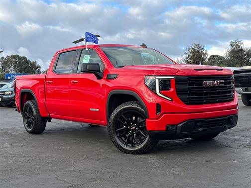 2023 GMC Sierra 1500 Elevation