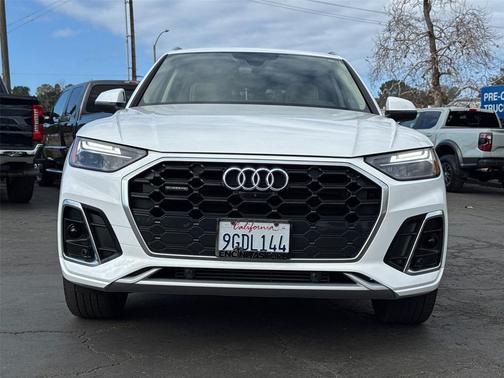 2023 Audi Q5 45 S line Premium Plus