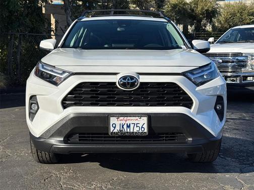 Wind Chill Pearl 2023 Toyota RAV4 XLE Premium