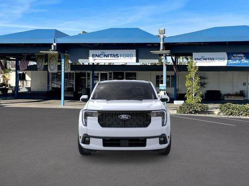 2025 Ford Maverick Lobo Standard