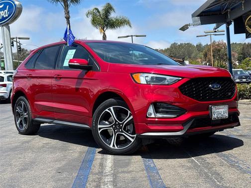 Rapid Red Metallic Tinted Clearcoat 2023 Ford Edge ST