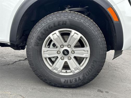 Oxford White 2025 Ford Ranger XL