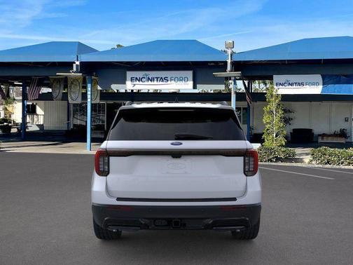 Space White Metallic 2026 Ford Explorer ST-Line
