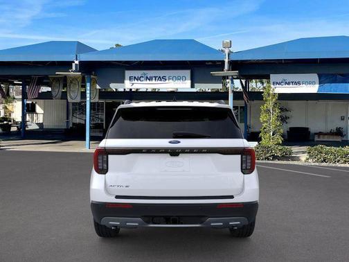 2026 Ford Explorer Active w/200A Pkg