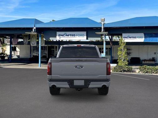 Avalanche 2026 Ford F-150 XLT
