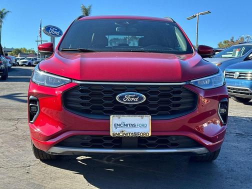 2023 Ford Escape ST-Line Elite