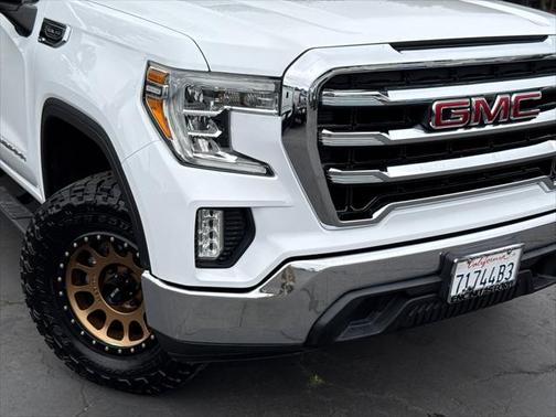 2020 GMC Sierra 1500 SLE