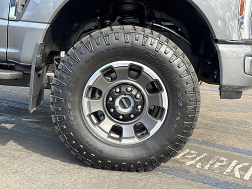 2024 Ford F-250 Platinum