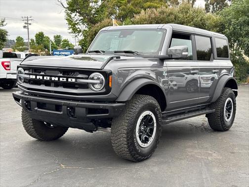 2023 Ford Bronco Outer Banks