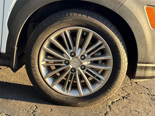 2019 Hyundai KONA SEL