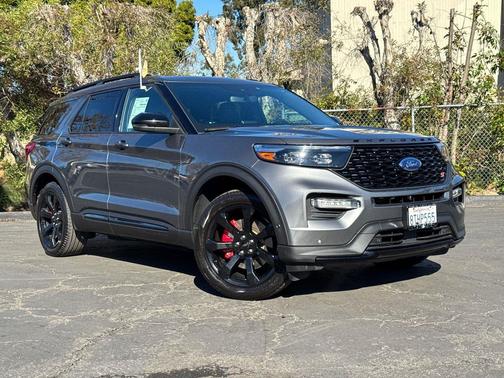 2021 Ford Explorer ST