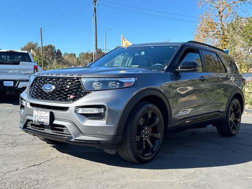 2021 Ford Explorer ST