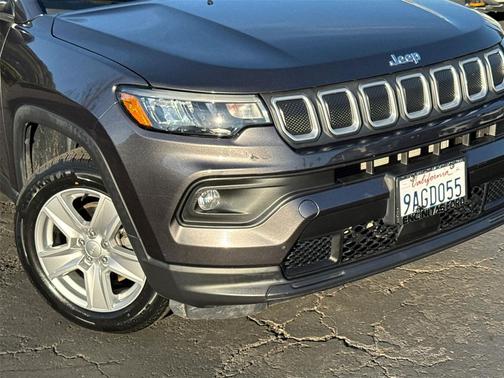 2022 Jeep Compass Latitude