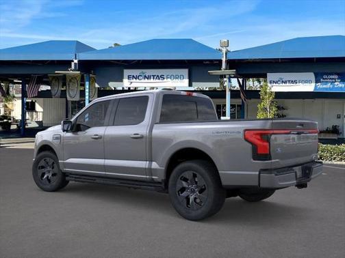 2025 Ford F-150 Lightning LARIAT