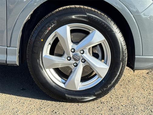Nano Gray Metallic 2020 Audi Q3 45 Premium Plus