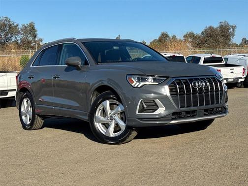 Nano Gray Metallic 2020 Audi Q3 45 Premium Plus