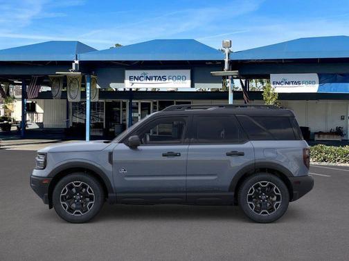 Azure Gray Metallic Tri-Coat 2026 Ford Bronco Sport Outer Banks