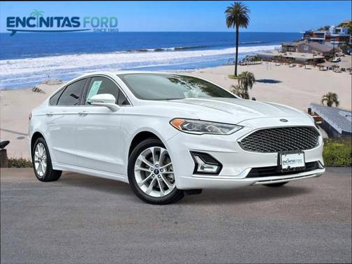 2019 Ford Fusion Energi Titanium